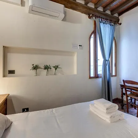 Anguillara 7a דירה