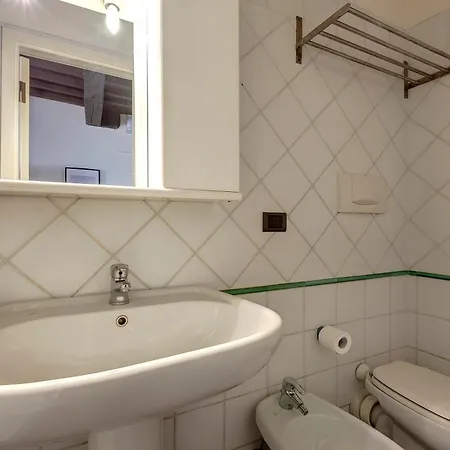 Anguillara 7a Apartman